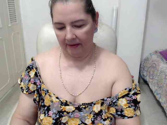 leonela-68