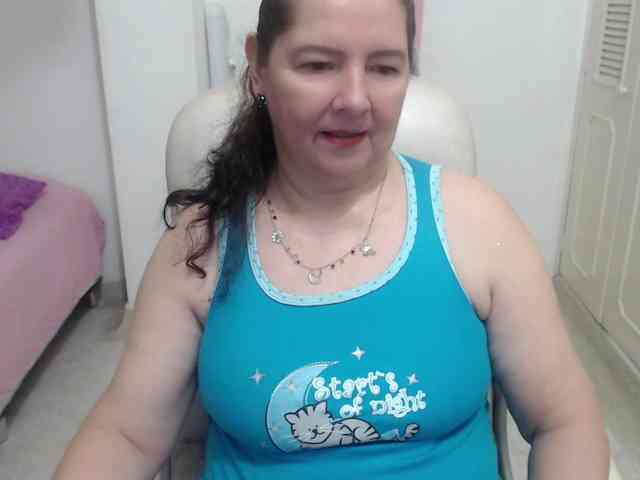 leonela-68 webcam