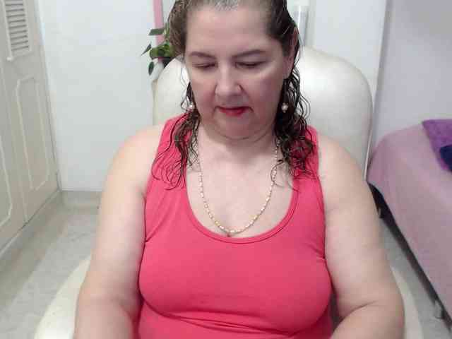 leonela-68