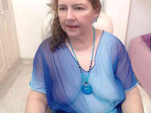 leonela-68 webcam