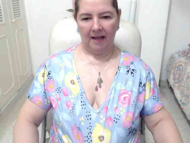 leonela-68 webcam