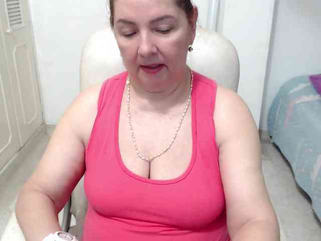leonela-68 webcam