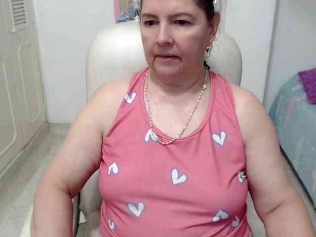 leonela-68 webcam