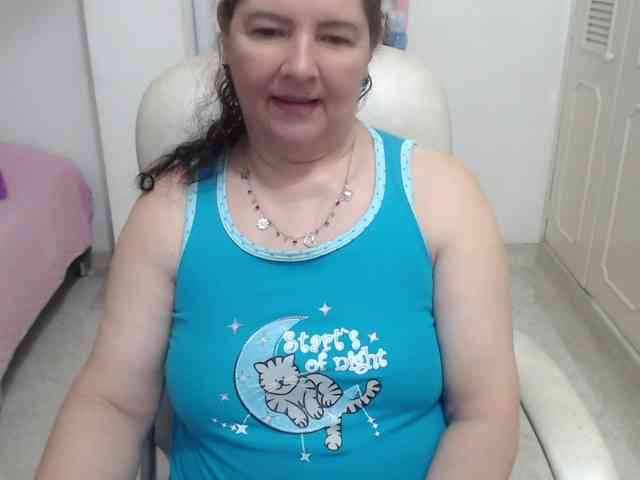 leonela-68 webcam