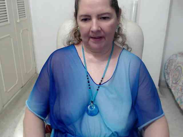 leonela-68 webcam