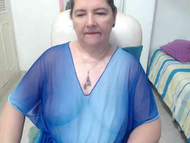 leonela-68