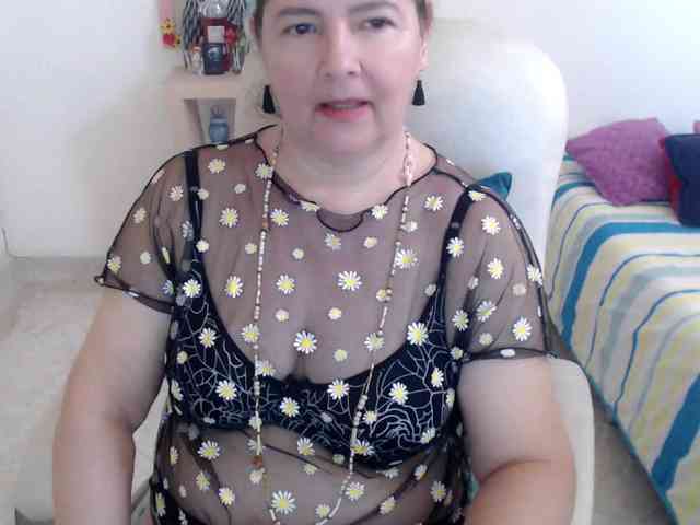 leonela-68 webcam