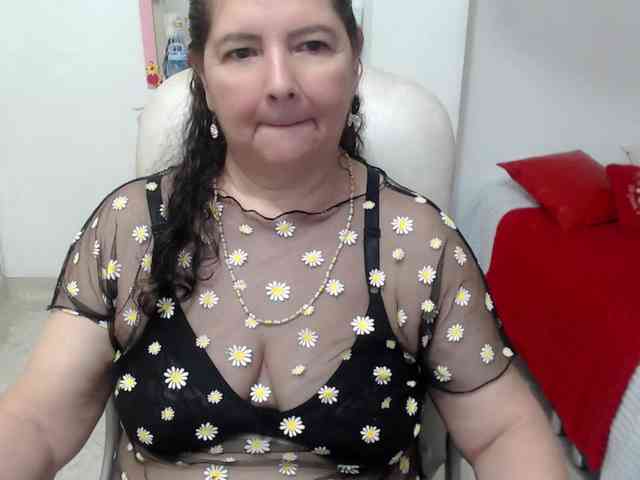 leonela-68 webcam