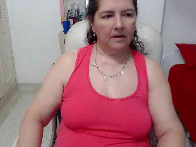 leonela-68
