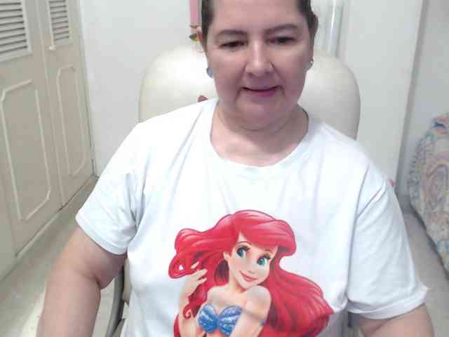 leonela-68