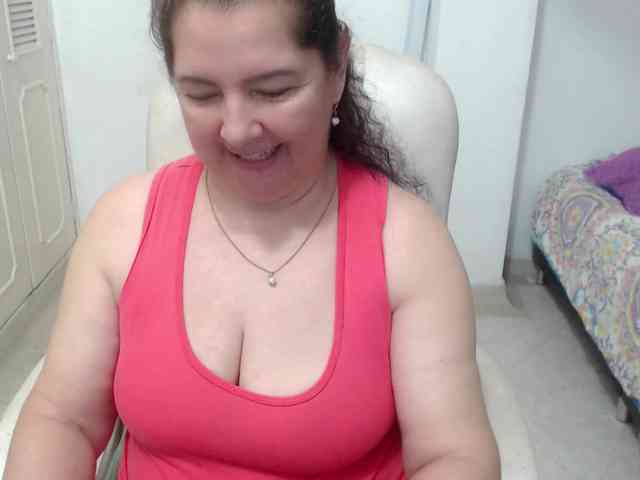 leonela-68