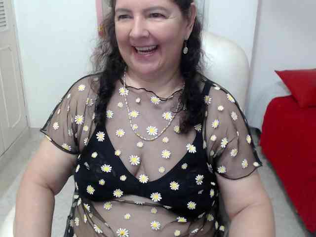 leonela-68 webcam