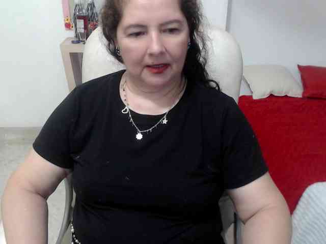 leonela-68