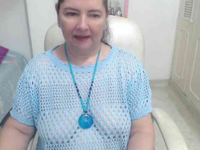 leonela-68 webcam