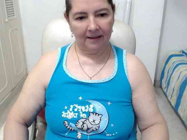 leonela-68 webcam