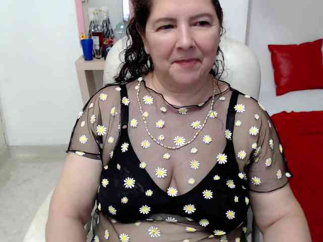 leonela-68 webcam