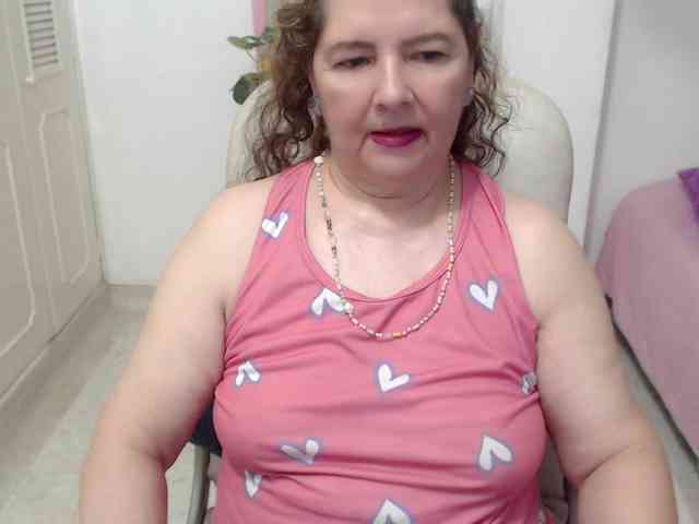 Model: leonela-68