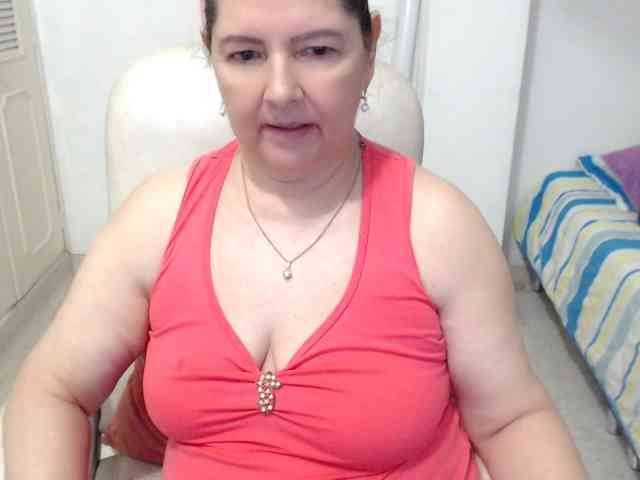 leonela-68
