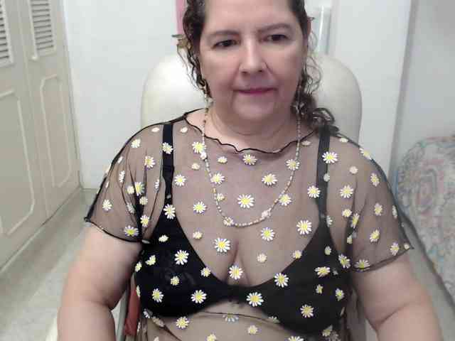 leonela-68 webcam