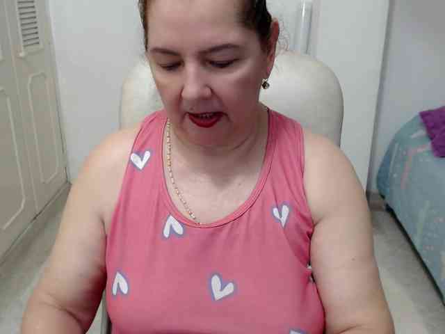 leonela-68 webcam