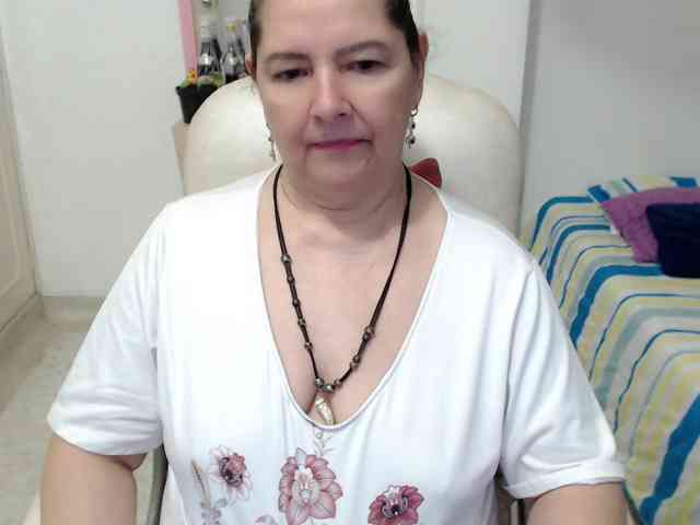leonela-68