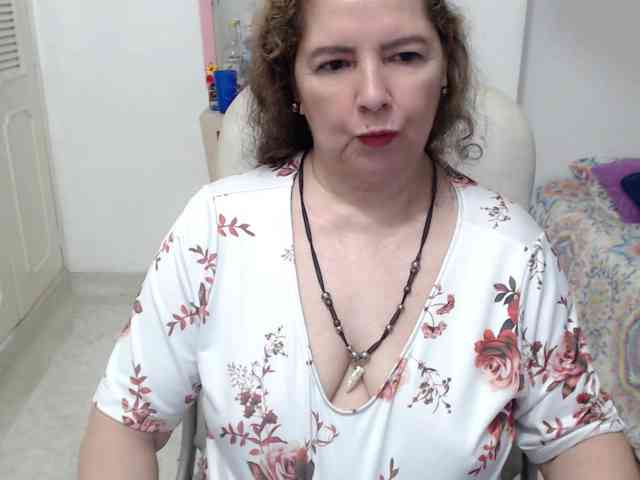 leonela-68 webcam