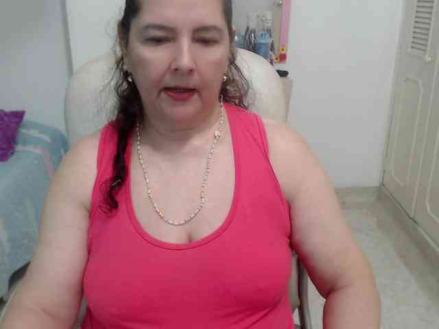 leonela-68 webcam