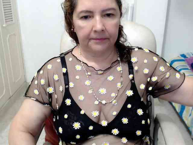 leonela-68 webcam