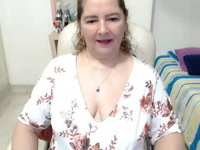 leonela-68