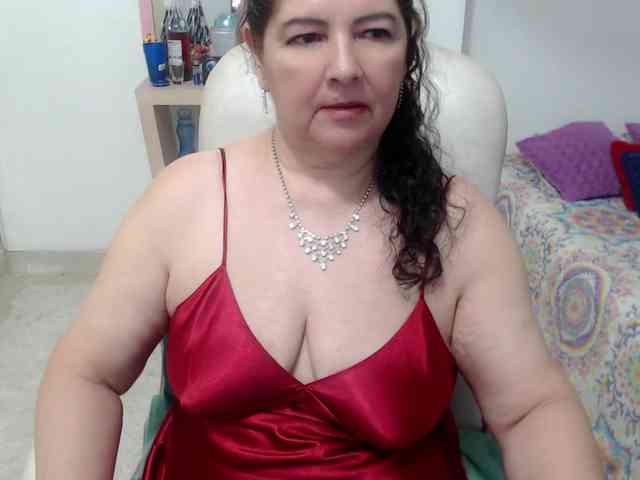 leonela-68 webcam