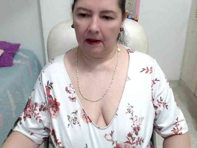 leonela-68 webcam