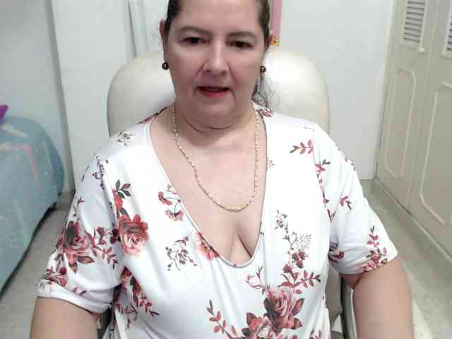 leonela-68 webcam
