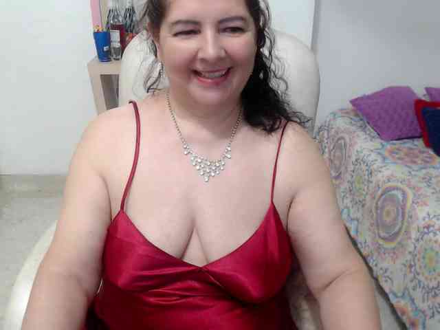 leonela-68