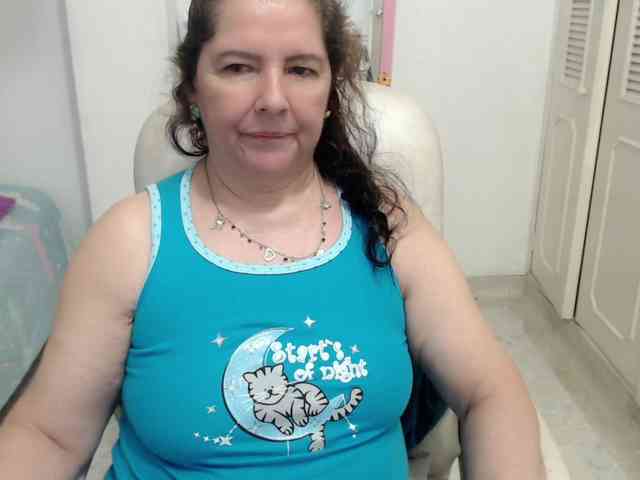 leonela-68 webcam