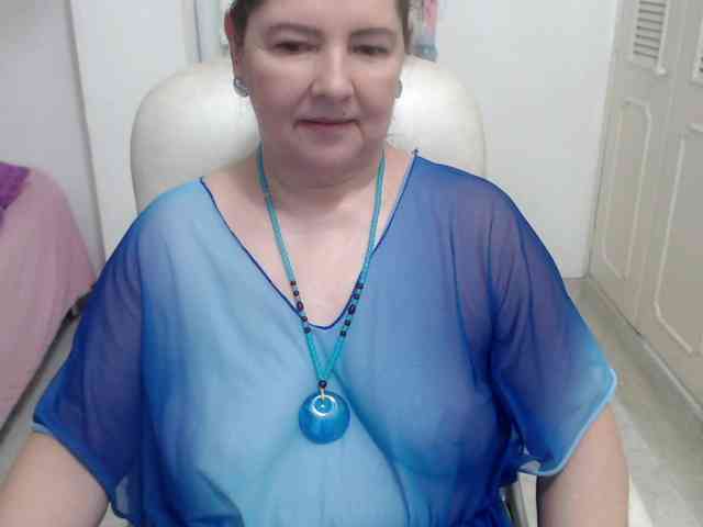 leonela-68 webcam