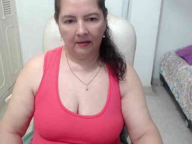 leonela-68