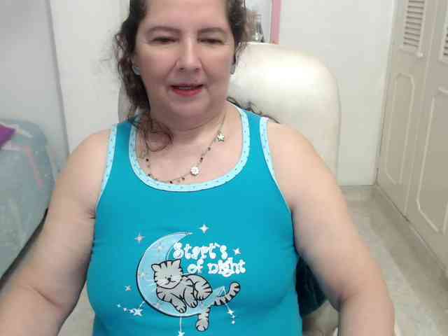 leonela-68 webcam