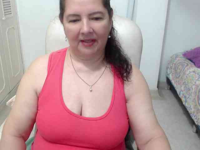 leonela-68