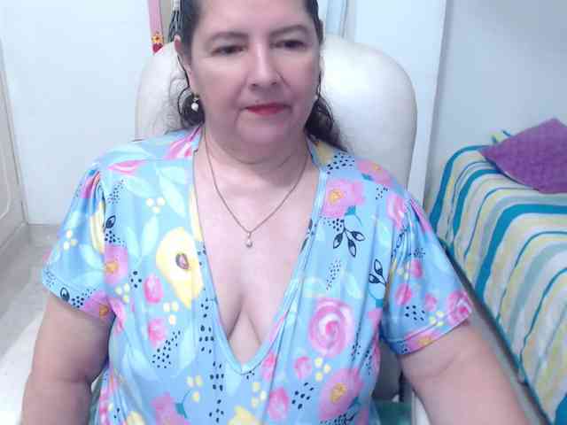 leonela-68 webcam