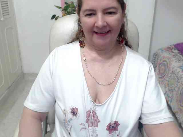 leonela-68 webcam