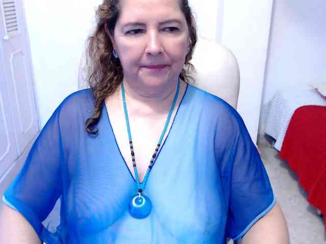 leonela-68