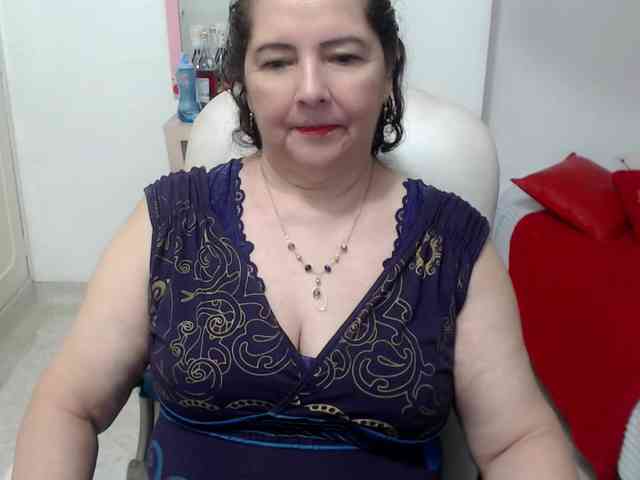 leonela-68 webcam