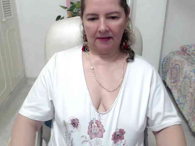 leonela-68 webcam