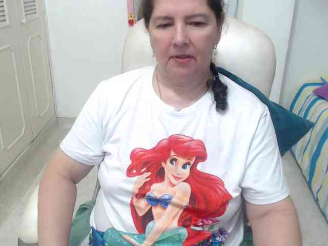 leonela-68