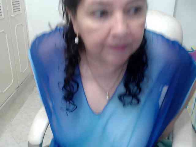 leonela-68 webcam