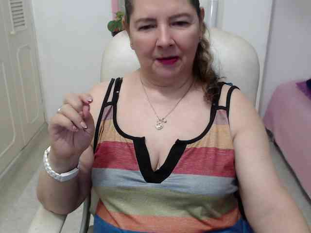 leonela-68