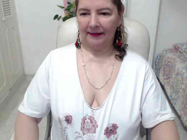leonela-68 webcam