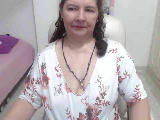 leonela-68 webcam