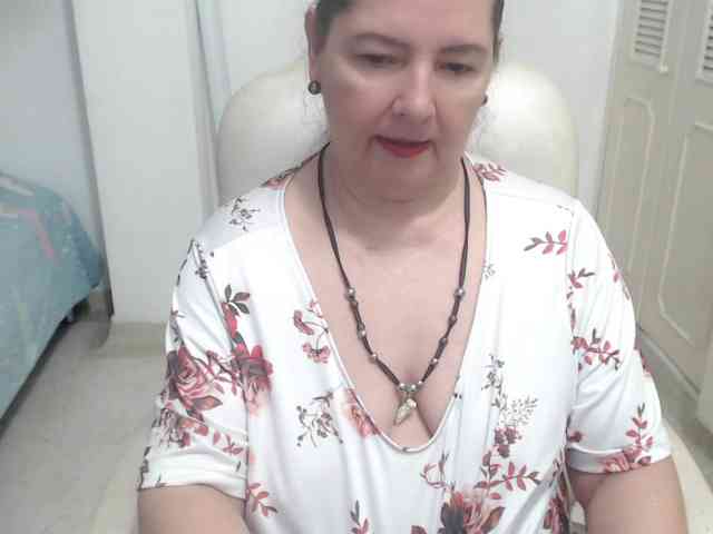 leonela-68 webcam