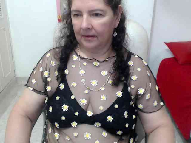 leonela-68 webcam